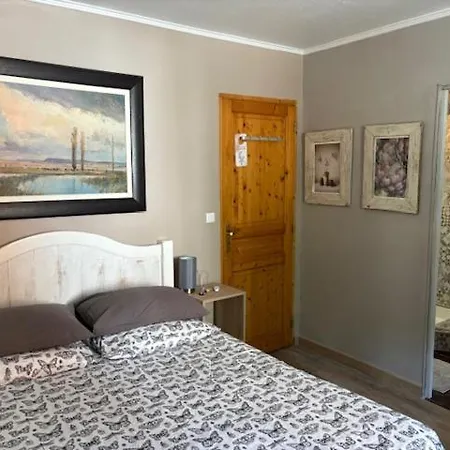 Les Sorbiers Bed and breakfast *